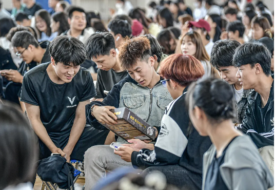 学生集体游玩攻略,学生集体游玩攻略图片